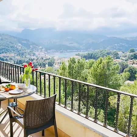 Ponent Apartment
